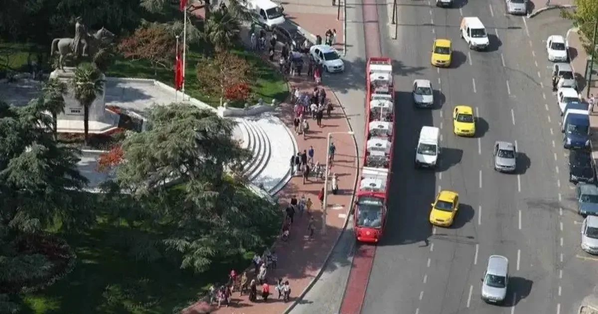 Bursa’da 30 Ağustos Etkinlikleri İçin Trafik Düzenlemeleri: İşte Kapanacak Yollar