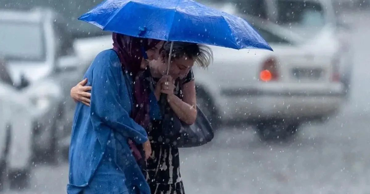 Bursa’da hafta sonunda hava aniden değişecek! Meteoroloji, şiddetli yağış uyarısı yaptı ve saatlere göre tahminler açıklandı