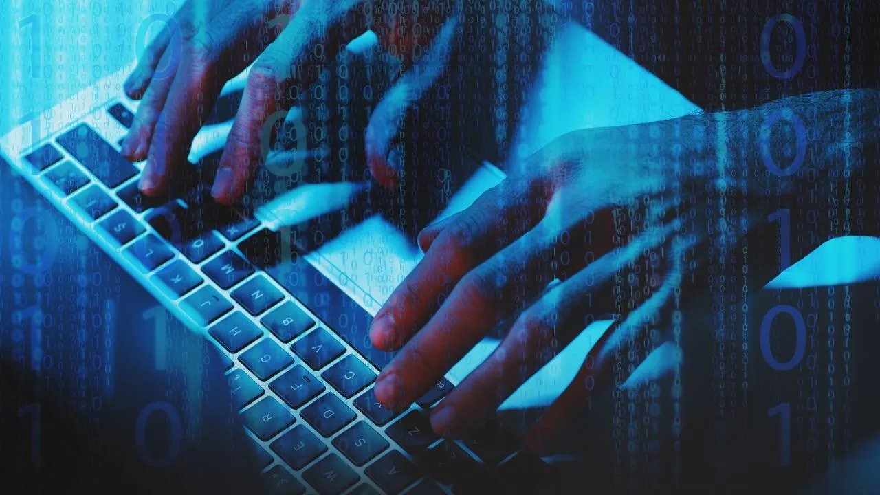 Hacker Grubuna 50 Yıla Kadar Hapis İsteği: Banka Hesaplarını Hackleyip Verileri Sattılar