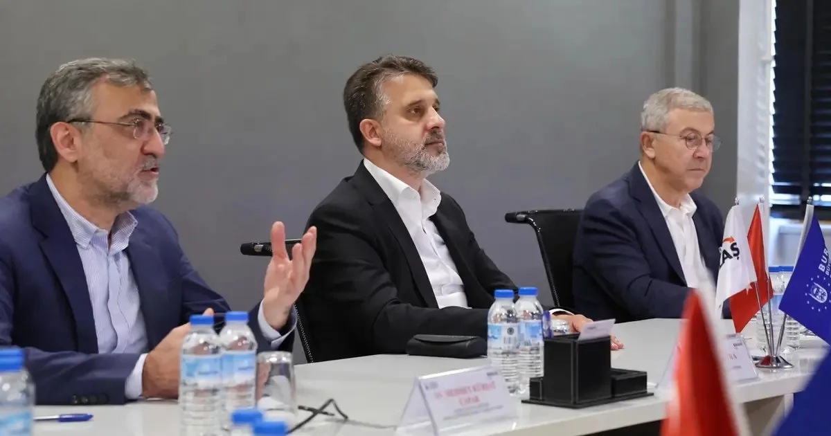 Bursa’da toplu taşıma sistemini iyileştirmeye yönelik yeni çalışmalar başlatıldı