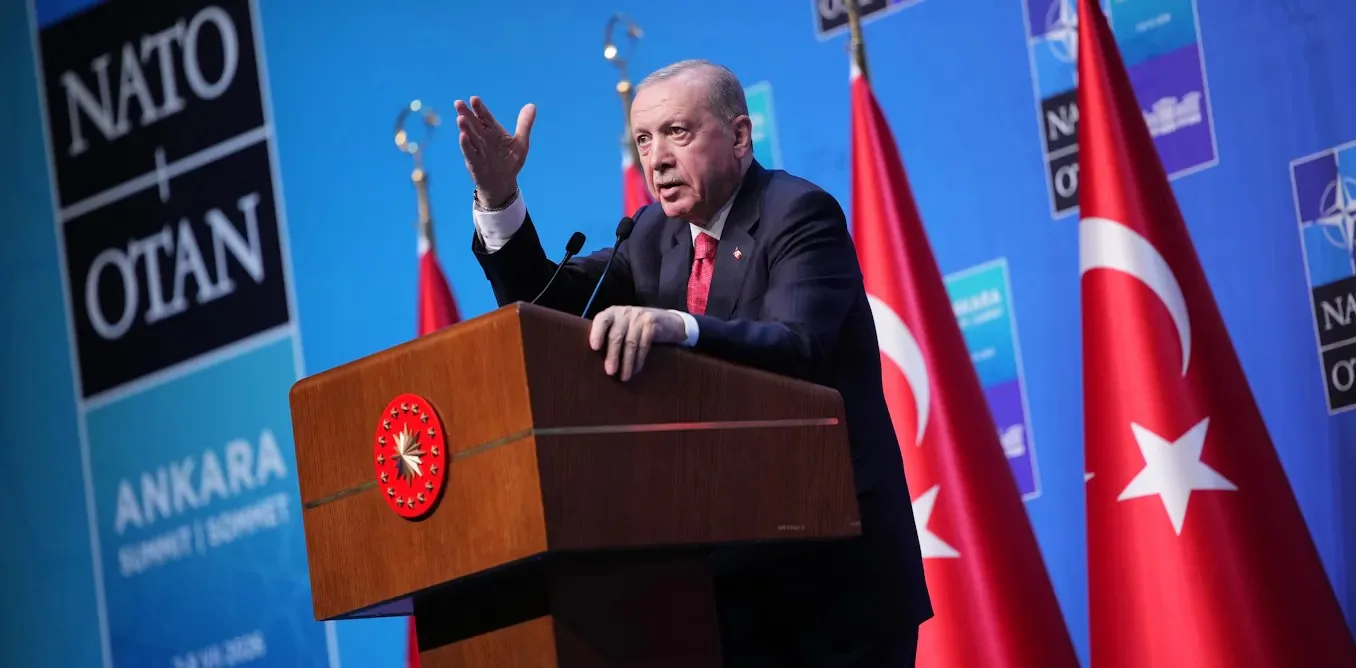Türkiye’nin İki Tarafı da Oynama Stratejisi: Neden NATO ile Şanghay Örgütü Arasında Bir Çelişki Var