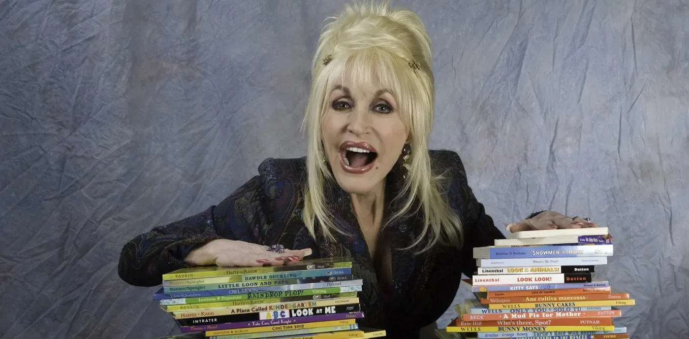 Dolly Parton’un İmajinasyon Kütüphanesi: Erken Yaşta Okumaya Başlayan Çocuklara Ulaşan Ücretsiz Kitap Programı