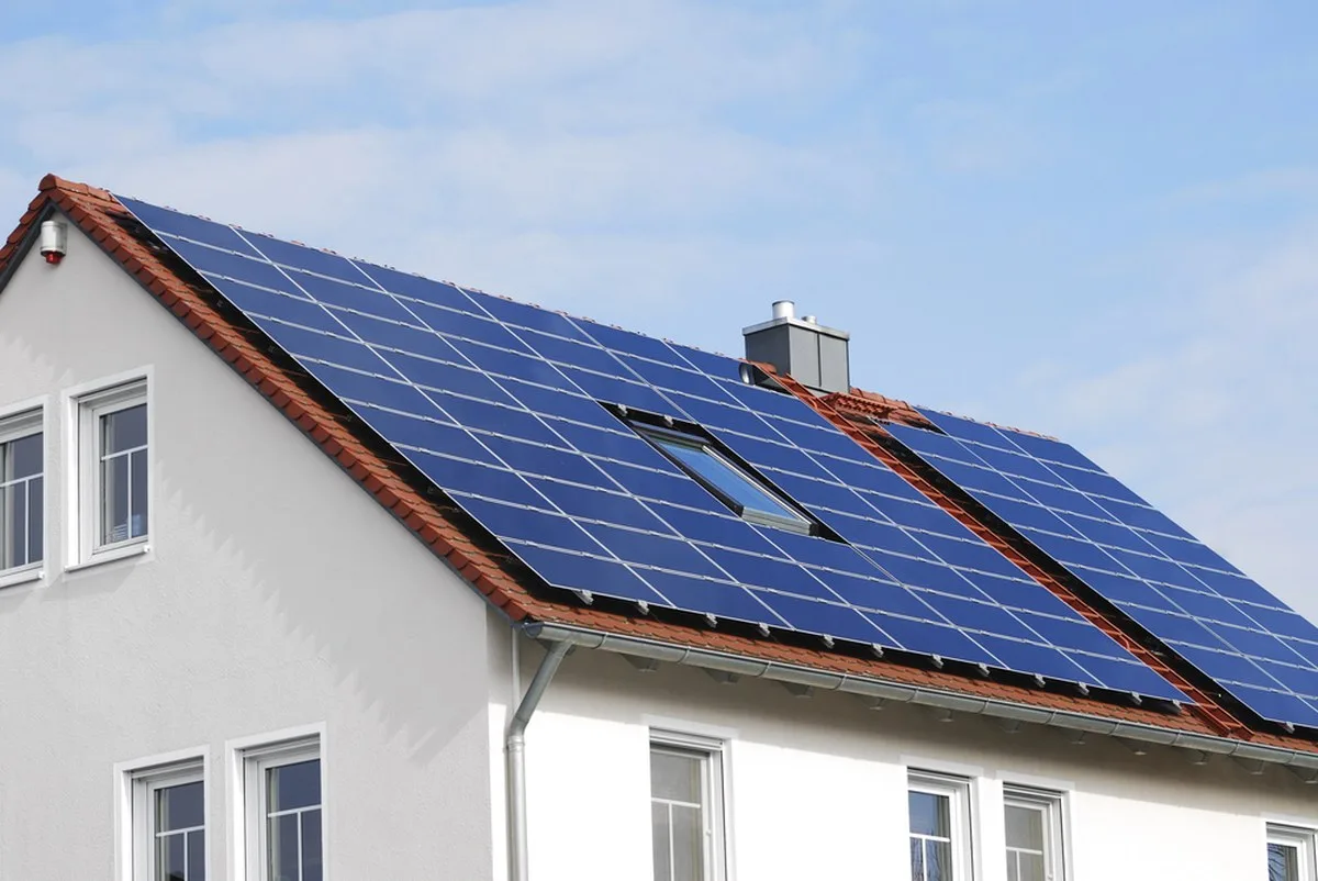 Avustralya’da yenilenebilir enerji rekoru: Çatı güneş panelleri talebin yarısından fazlasını karşıladı