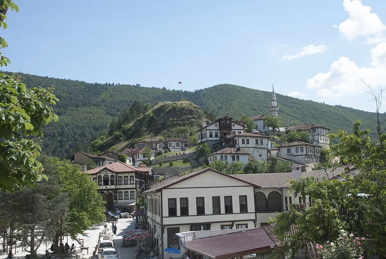Hisar Tepesi, Taraklı
