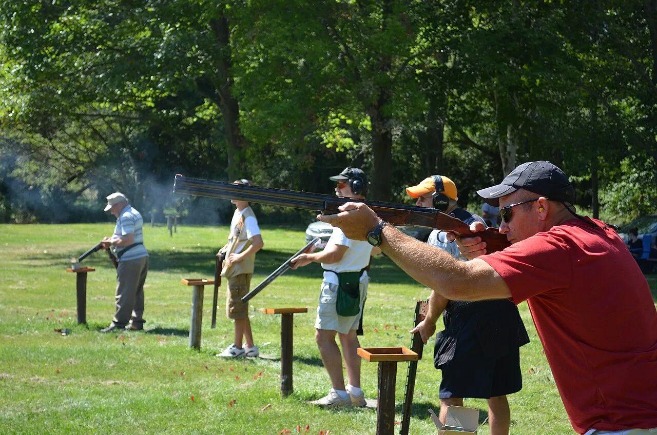 Typical trap shoot line at an amateur event